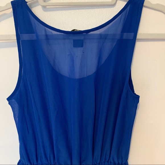 π 2 for $30! π H&M Hi-Low Dress - Picture 5 of 5